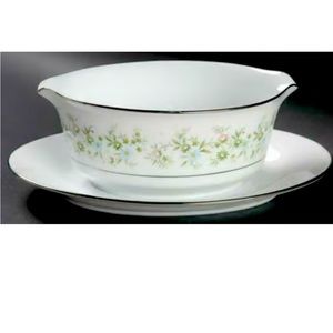 NORITAKE “Savannah” Gravy Boat